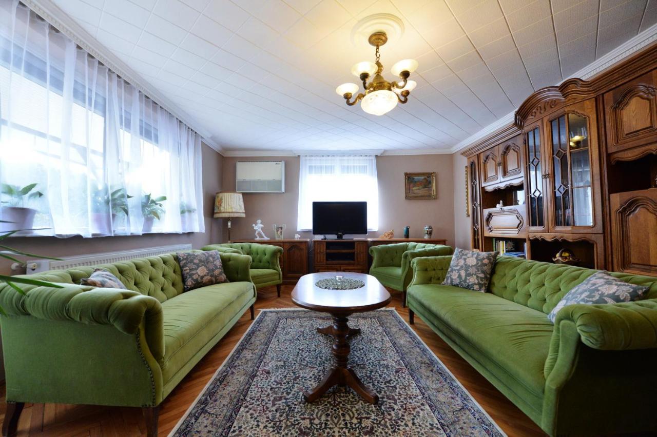 Hajduhegy Vendeghaz Apartment Eger Exterior photo